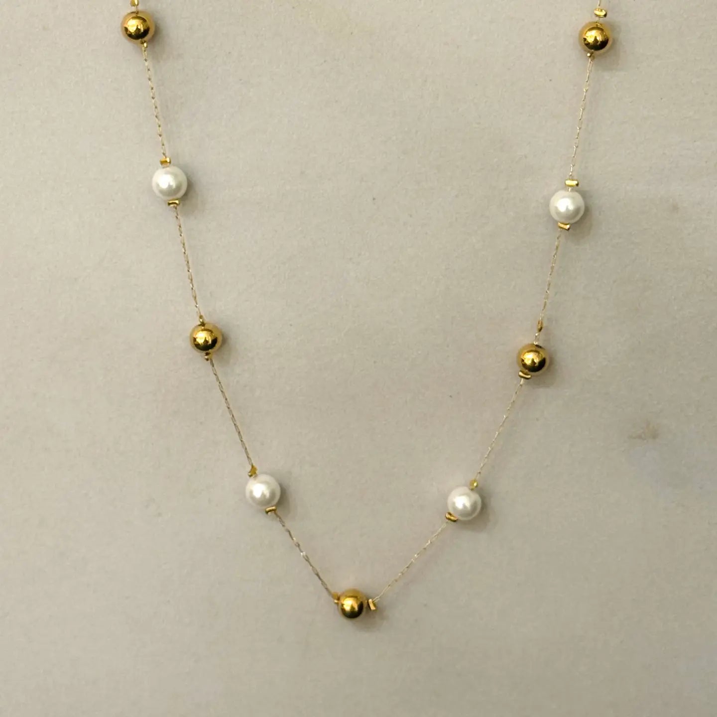 Bubble necklace