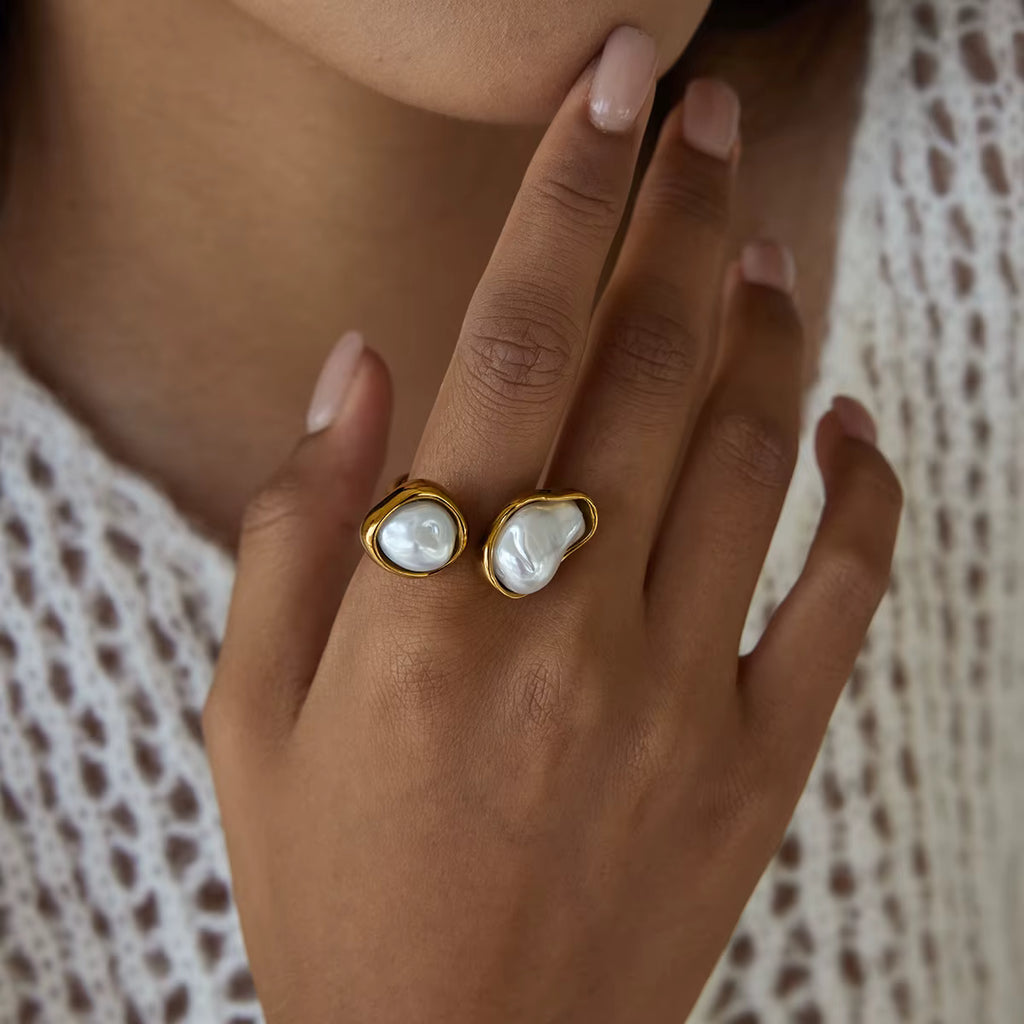 Maya pearl ring